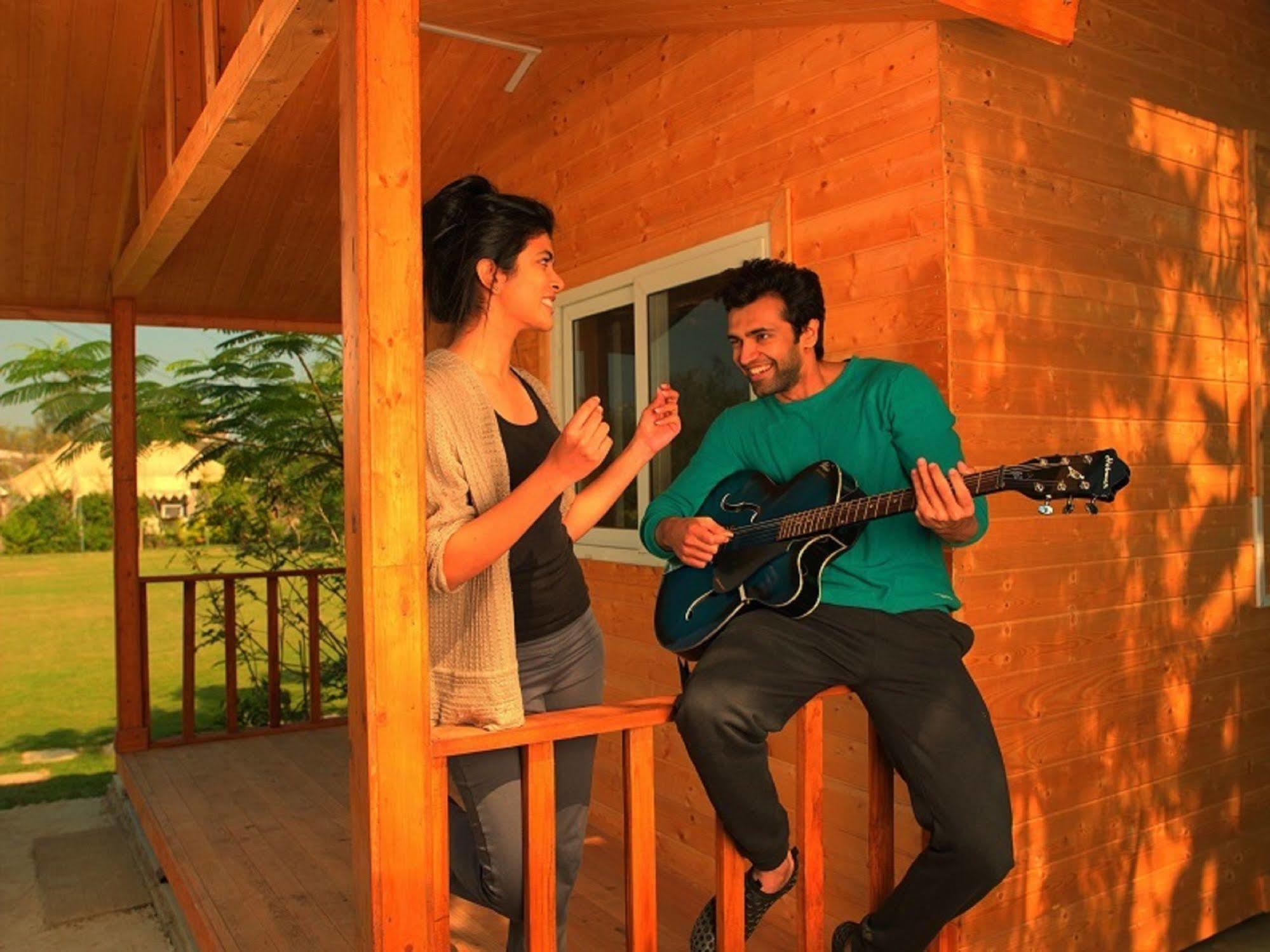 Palm Green Club Resort Jetalpur Buitenkant foto